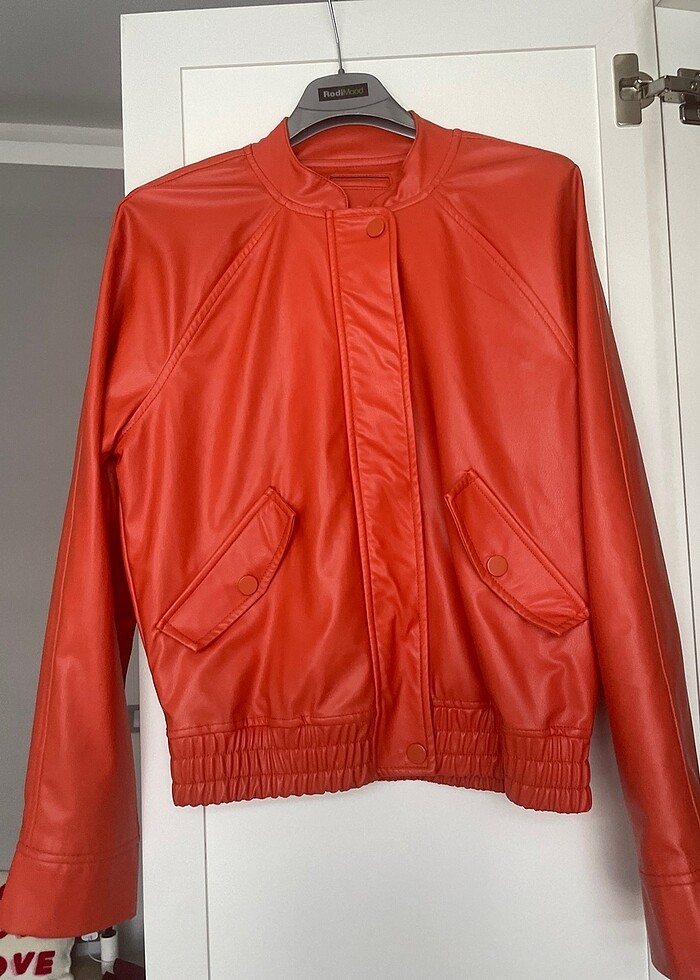 Turuncu deri ceket - Görsel 4