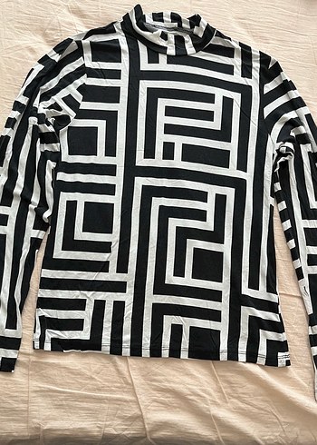 Siyah Beyaz Baskılı Balıkçı Yaka Bluz - Görsel 2