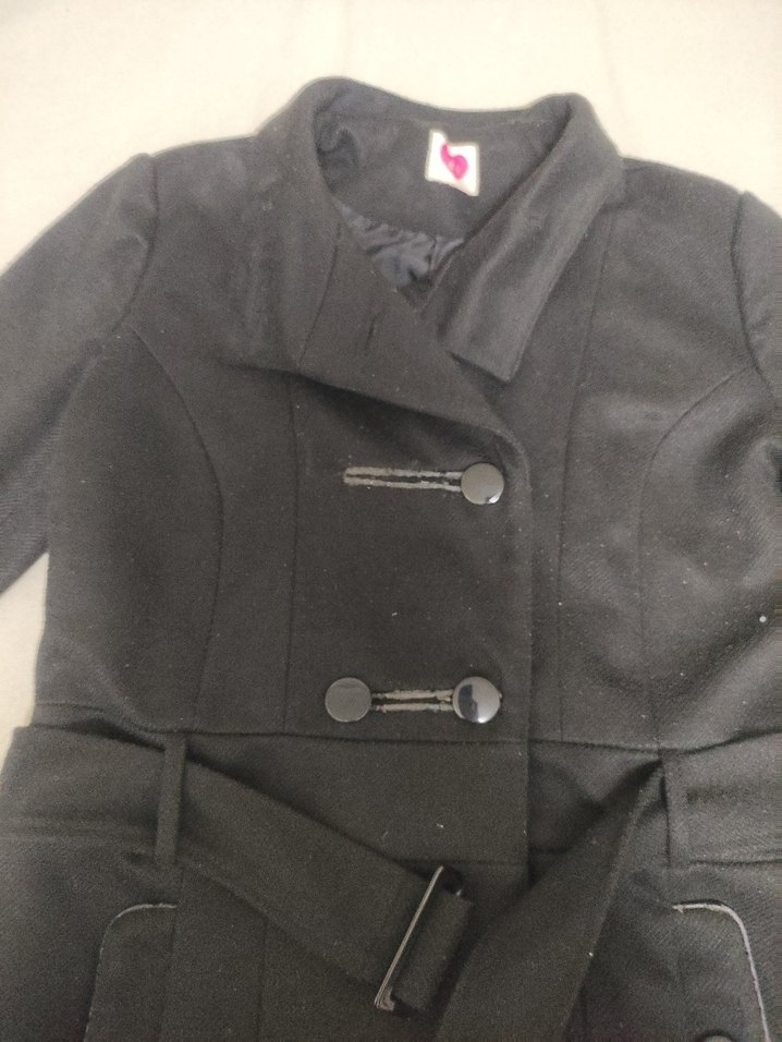 Siyah Kemerli Kadın Kaban - Görsel 2