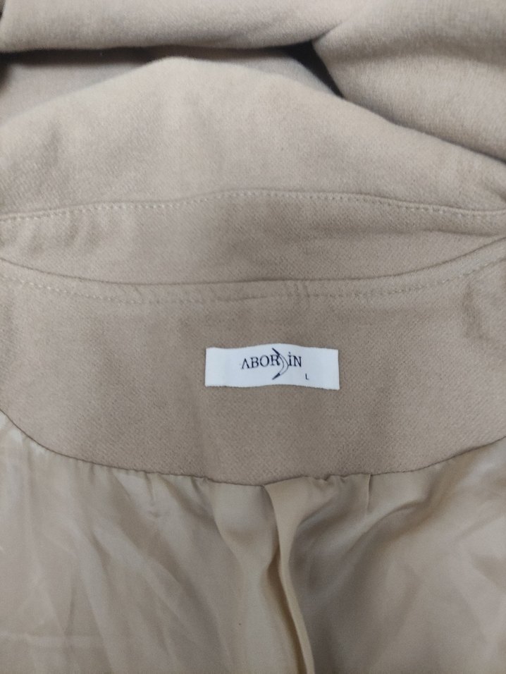 Düğmeli Bej Süet Kadın Kaban - Görsel 4