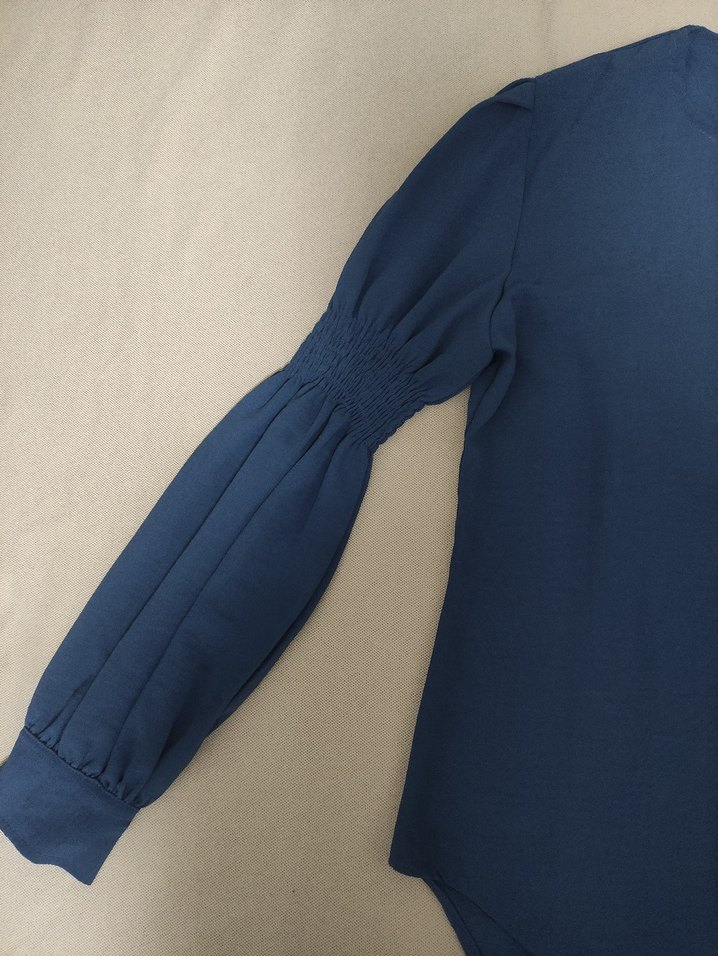 Düğmeli Lacivert Kadın Bluz - Görsel 3