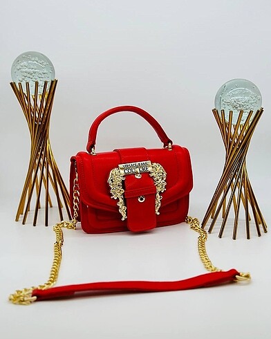 VERSACE