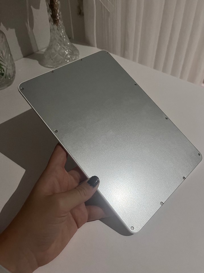 Beyaz ve Pembe Taşınabilir Klavye - Görsel 3