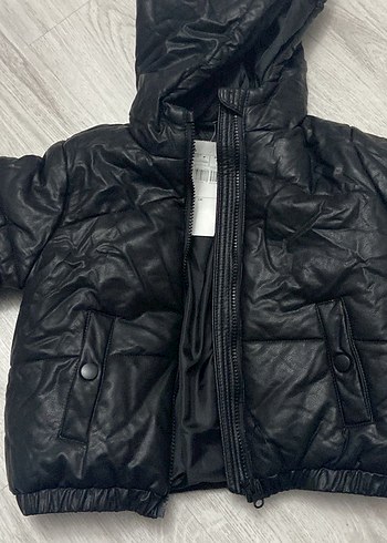 Kız çocuk Siyah Deri  Kapüşonlu Ceket - Görsel 2