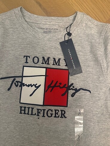6 Yaş Beden Tommy uzun kollu çocuk tşört