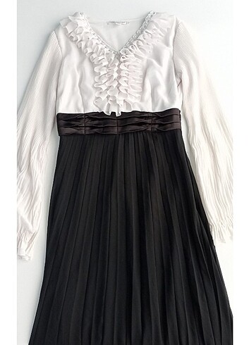 Dilvin siyah beyaz elbise 