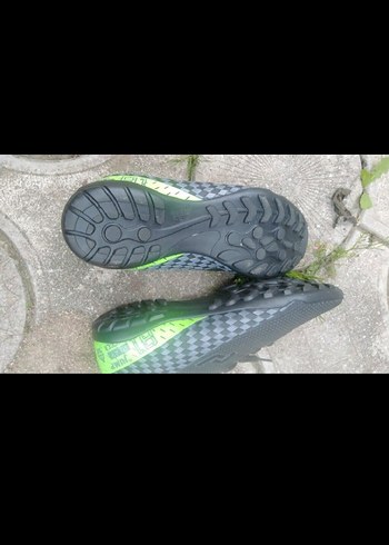 Halı saha ayakkabı - Görsel 2