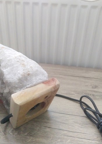 Bej Doğal Kaya Tuzu Lambası - Görsel 5