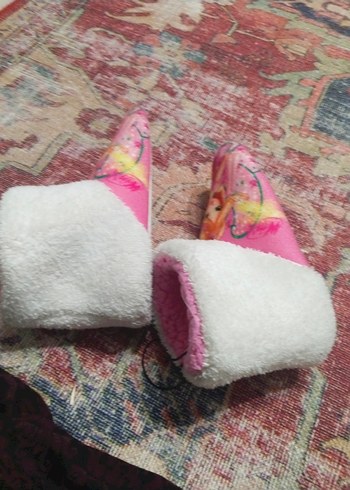 Pembeı Kız Çocuk Ev Terliği - Görsel 3