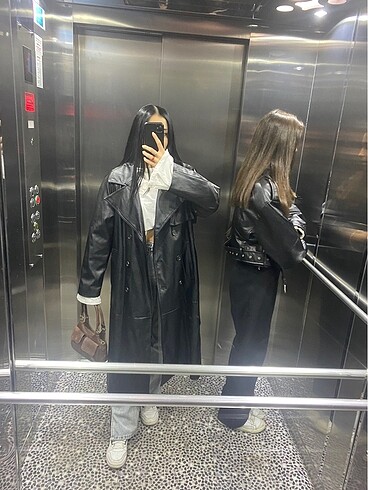 l Beden siyah Renk Bershka trençkot