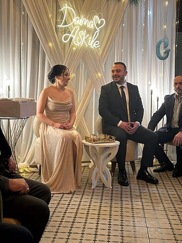 m Beden Nişan elbisesi abiye