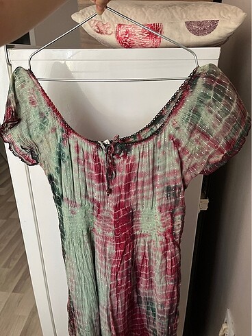 American Vintage Madonna yaka elbise