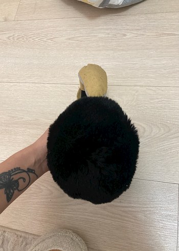 Bej ve siyah yumuşak kulaklık - Görsel 2