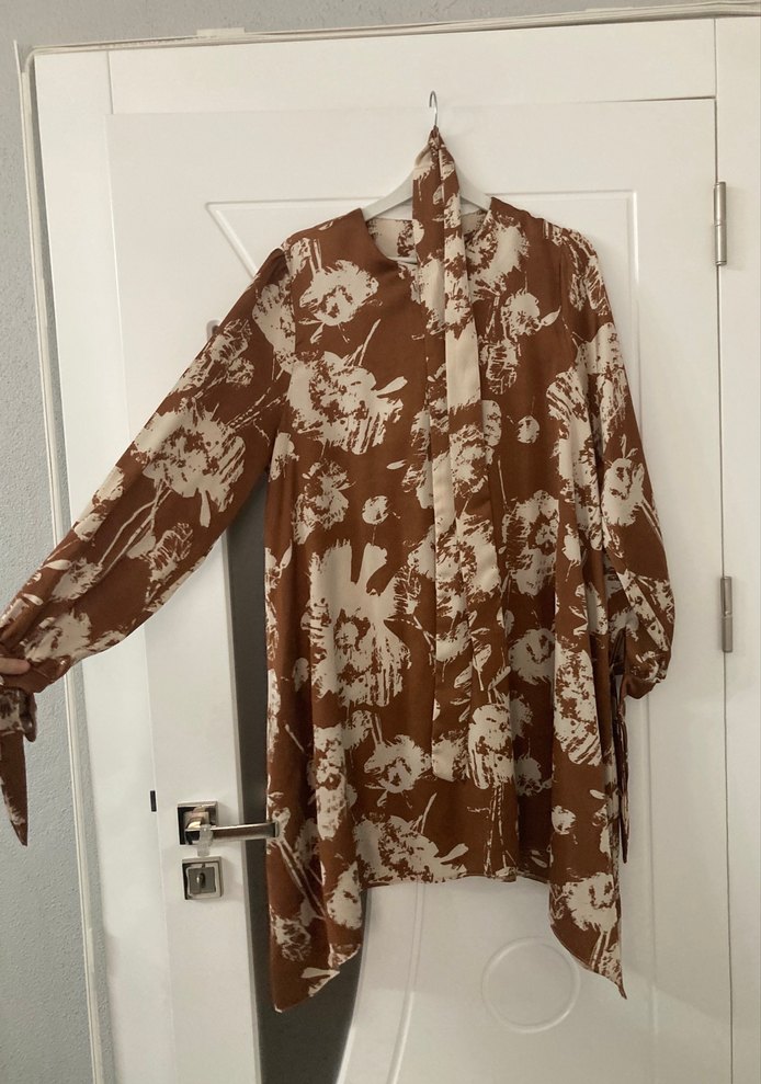 Kahverengi Bağlamalı Uzun Kollu Tunik - Görsel 2