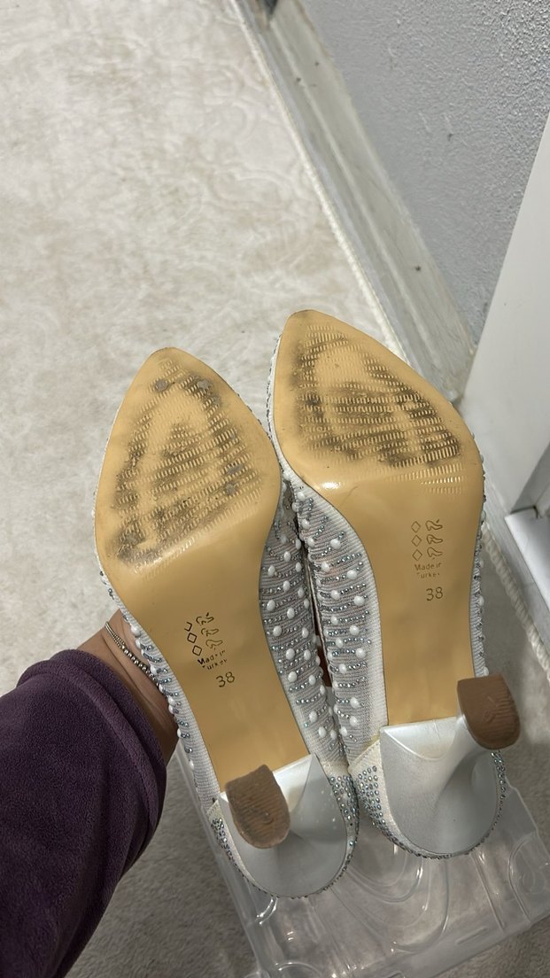 İşlemeli Beyaz Kadın Topuklu Abiye Ayakkabı - Görsel 4