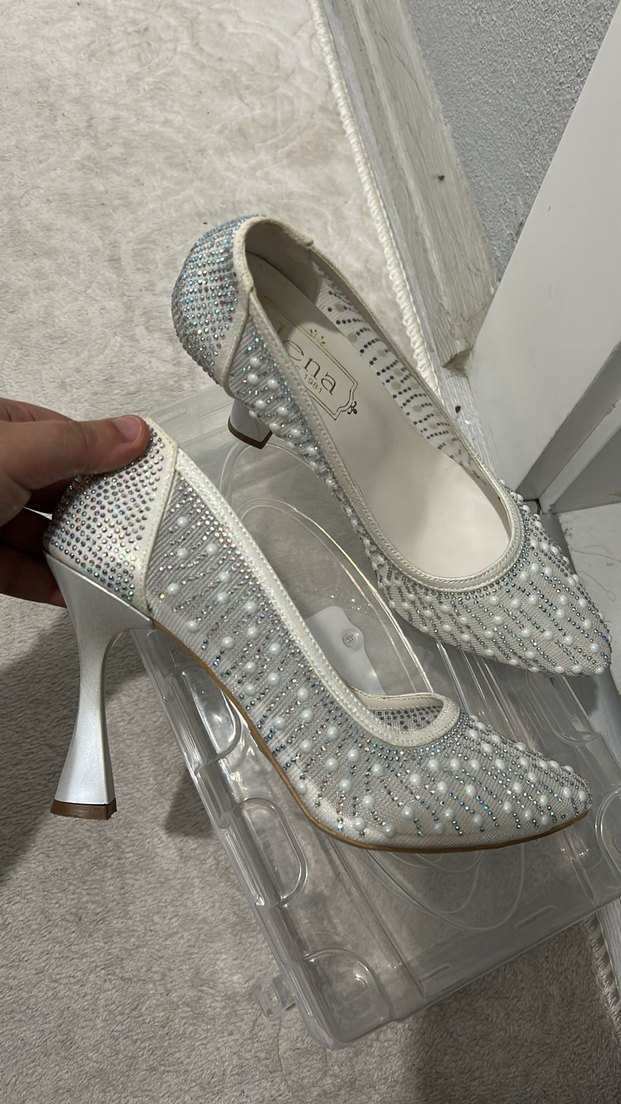 İşlemeli Beyaz Kadın Topuklu Abiye Ayakkabı - Görsel 3