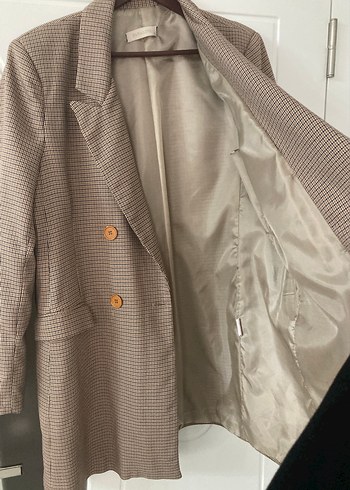 Bej Düğmeli Kadın Midi Blazer Ceket - Görsel 4