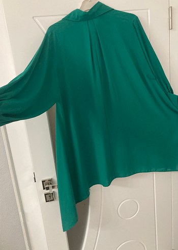 Dökümlü Yeşil Uzun Kollu Kadın Gömlek - Görsel 3