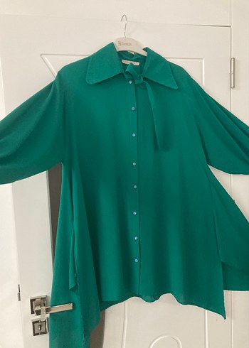 Dökümlü Yeşil Uzun Kollu Kadın Gömlek - Görsel 2