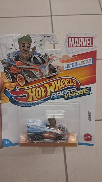 Hot wheels Racer Verse Groot 