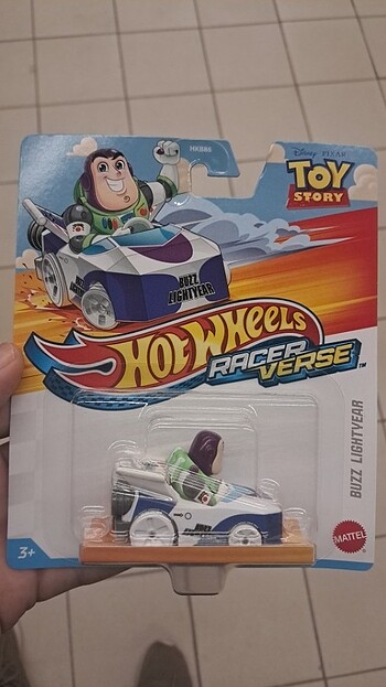 Hot Wheels Racer Verse Buzz Lightyear