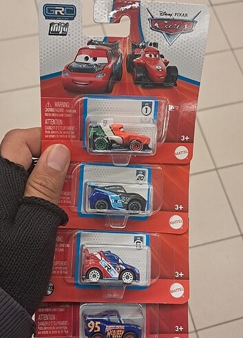 Disney Cars 1:64