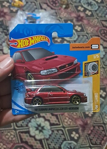 Beden Renk Hot wheels Subaru Nissan Skyline