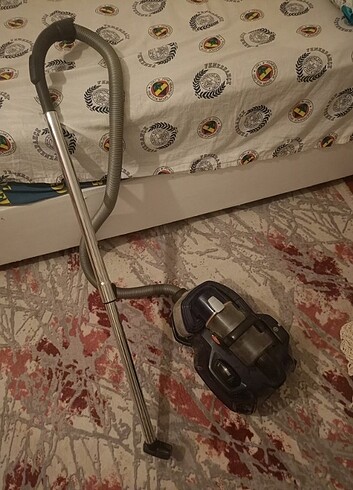 Elektrikli süpürge 