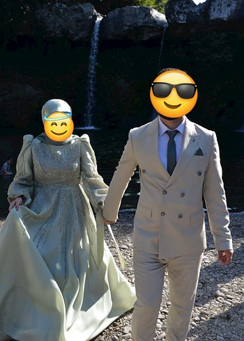 40 Beden Yüksek Yakalı, Uzun Kollu Haki Abiye Elbise