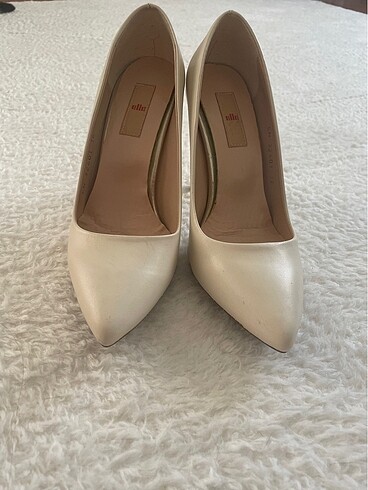 Elle Stiletto