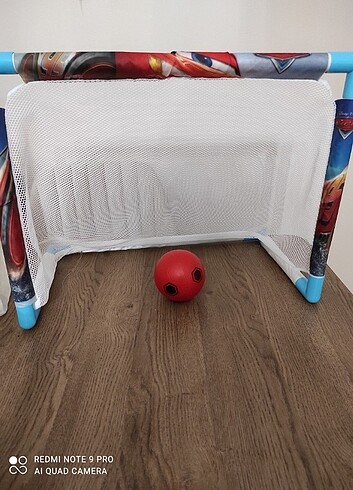 Lisanslı cars futbol kalesi ve topu