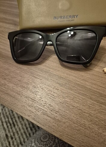 Beden siyah Renk Burberry orijinal gozluk