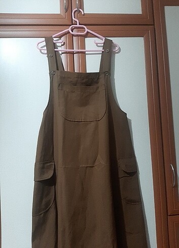 Askılı bahçıvan elbise 