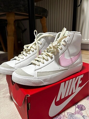 Nike Blazer