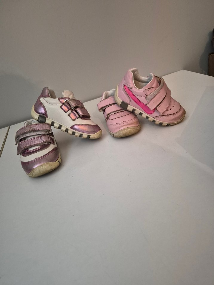 Kız Çocuk Pembe Renkli Cırt Cırtlı Spor Ayakkabı - Görsel 2