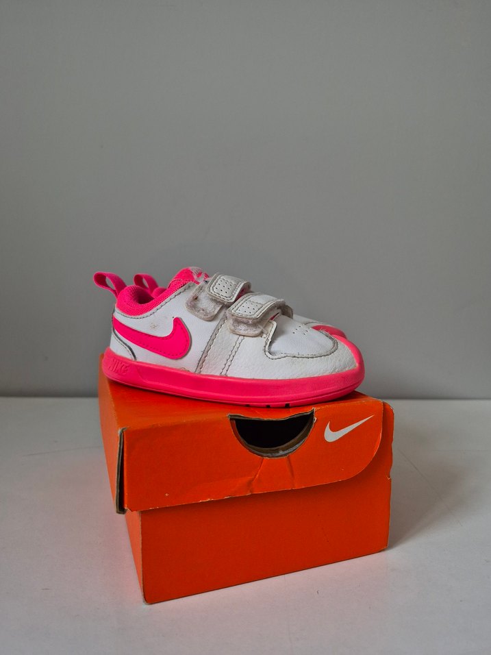 Kız Çocuk Nike Pembe Cırt Cırtlı Spor Ayakkabı - Görsel 2