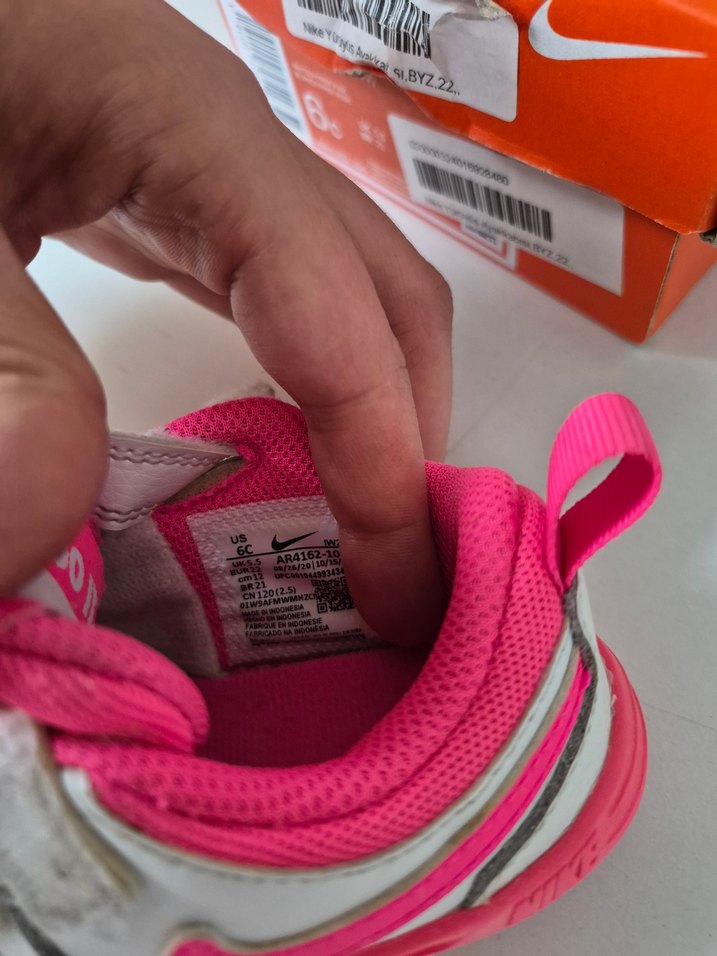 Kız Çocuk Nike Pembe Cırt Cırtlı Spor Ayakkabı - Görsel 3