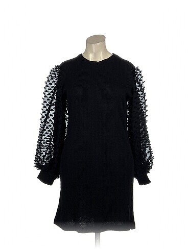 PreLoved Kısa Elbise %70 İndirimli.