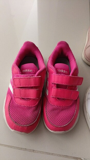 Adidas spor ayakkabi