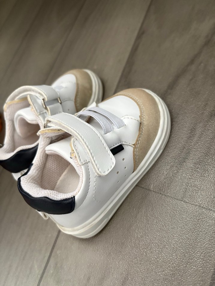 Beyaz Erkek Çocuk Cırt Cırtlı Spor Ayakkabı - Görsel 2