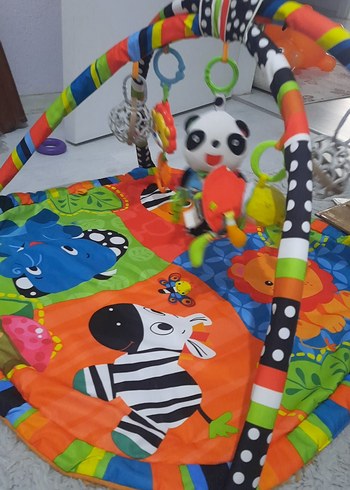 Renkli Hayvan Figürlü Bebek Oyun Halısı