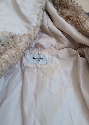 LC Waikiki Kadın Beyaz Midi Kaban, Kapüşonlu, Kürklü Detaylı
