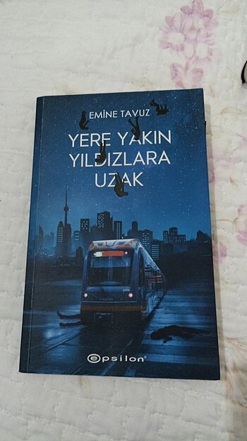 Yere Yakın Yıldızlara Uzak 