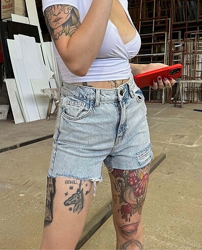 Blue jean yırtıklı şort