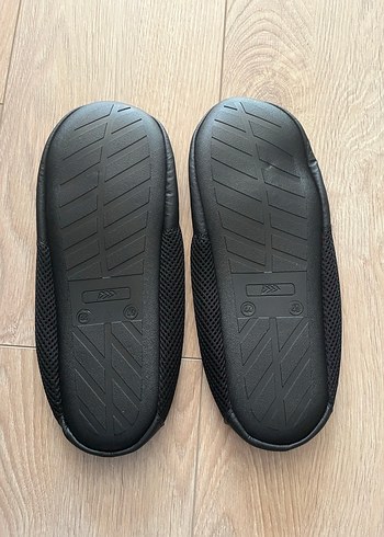 Erkek Siyah Tavaf Patiği - Görsel 2