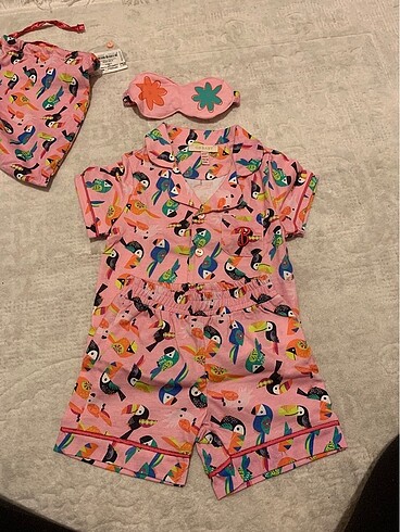 B&G store bebek pijama takımı
