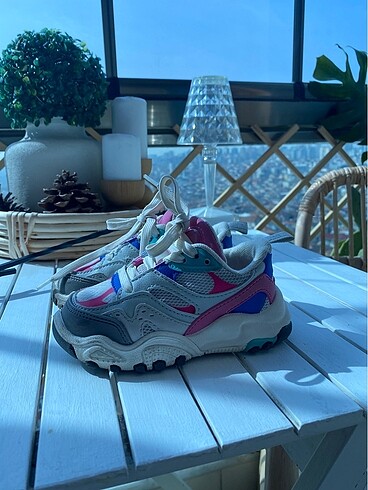 23 Beden Zara çocuk spor ayakkabı