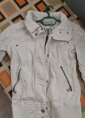 Bershka mevsimlik ceket