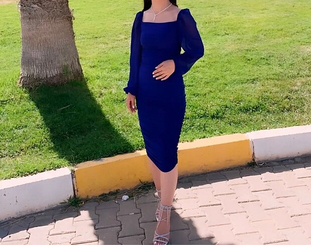 m Beden mavi Renk Kare yaka saks mavisi elbise