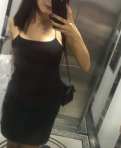 Zara siyah sırtı çapraz ipli elbise